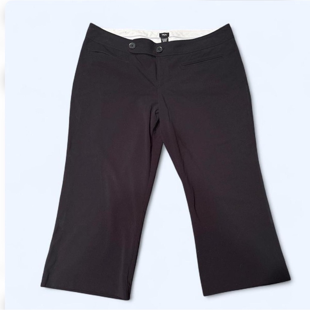 Black Wide-Leg Capri Trousers